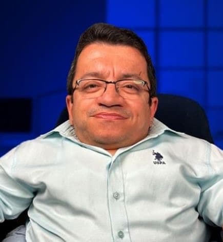 Serkan Yakın Serkan Yakın
